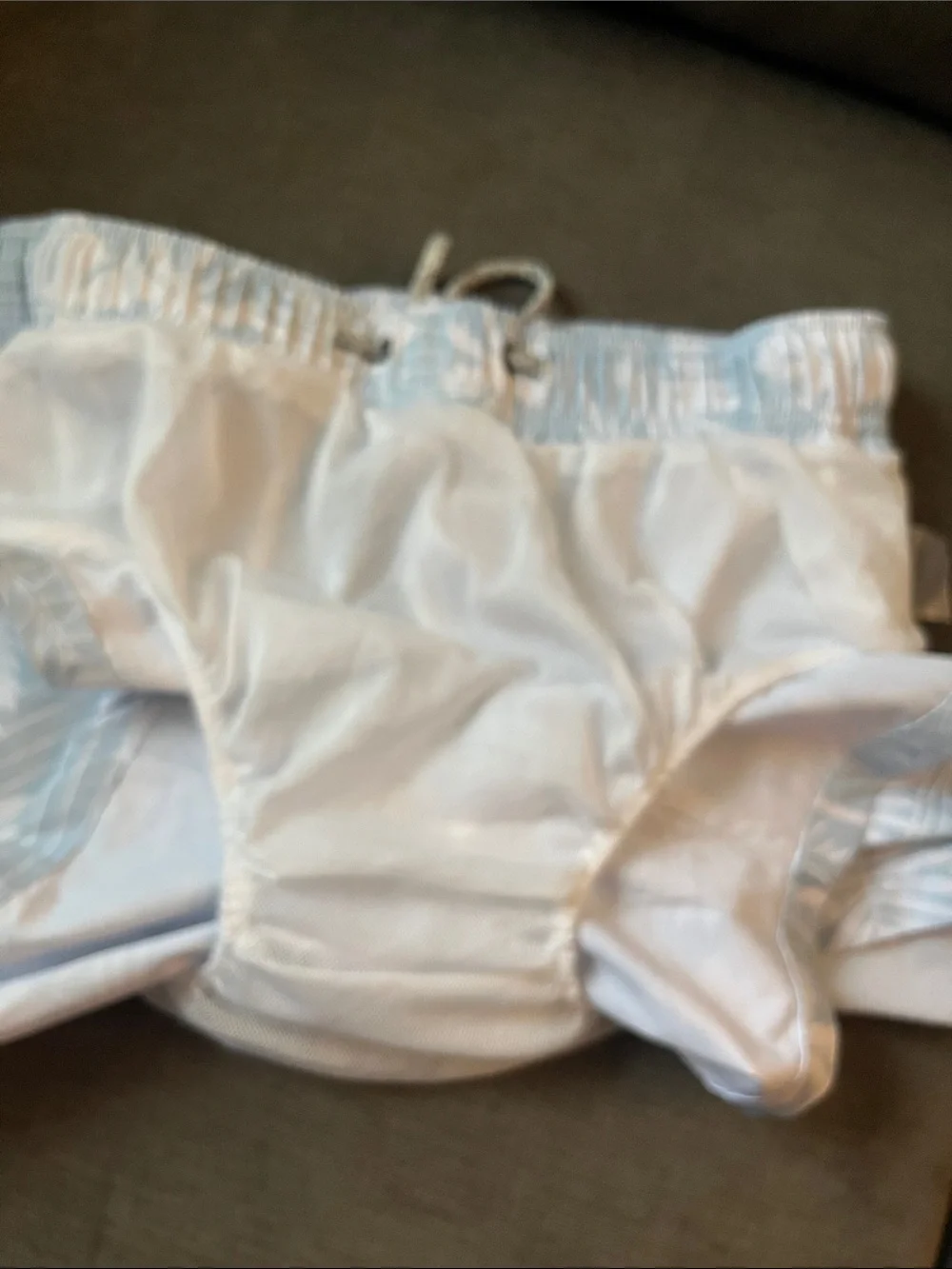 Vintage Summer Mens Volley Swim trunks Sz Small Tropical print light blue white
